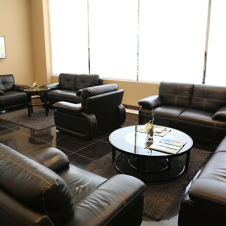Belle Tower Luxury Apartments Манама Екстер'єр фото