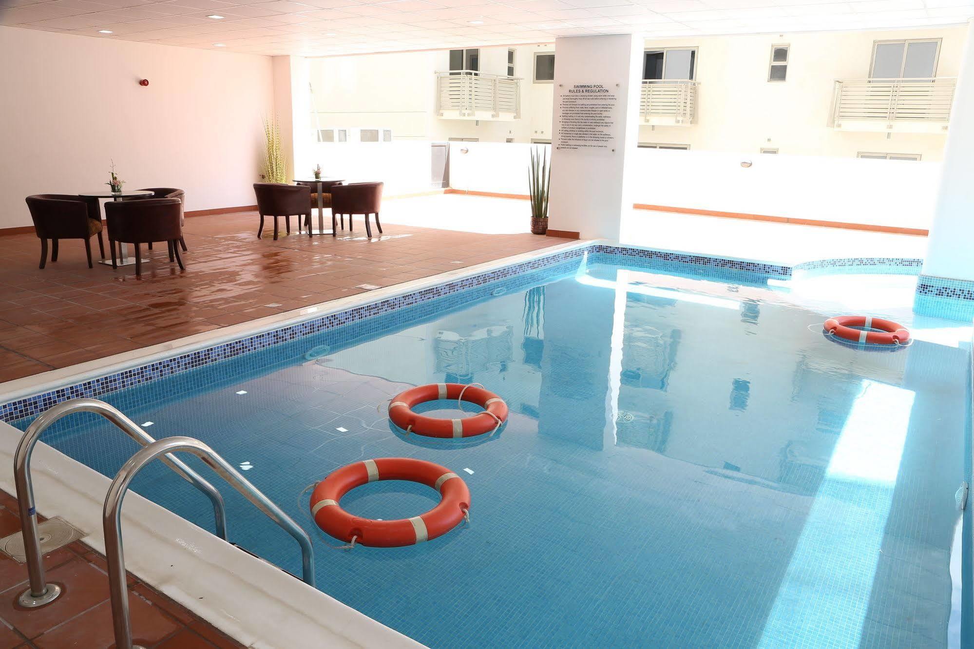 Belle Tower Luxury Apartments Манама Екстер'єр фото
