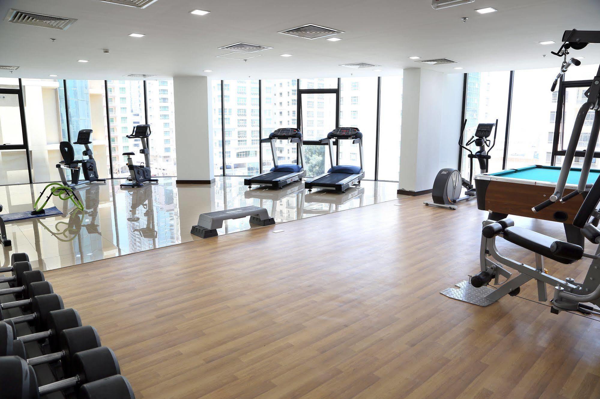Belle Tower Luxury Apartments Манама Екстер'єр фото
